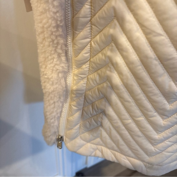 NWT Athleta  Long Cozy Sherpa Coat Jacket,  Cream  Color SIZE M Quilted - Picture 11 of 16